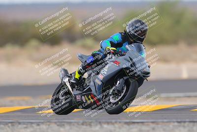 media/Sep-11-2022-SoCal Trackdays (Sun) [[81b7e951af]]/Turn 7 (1145am)/